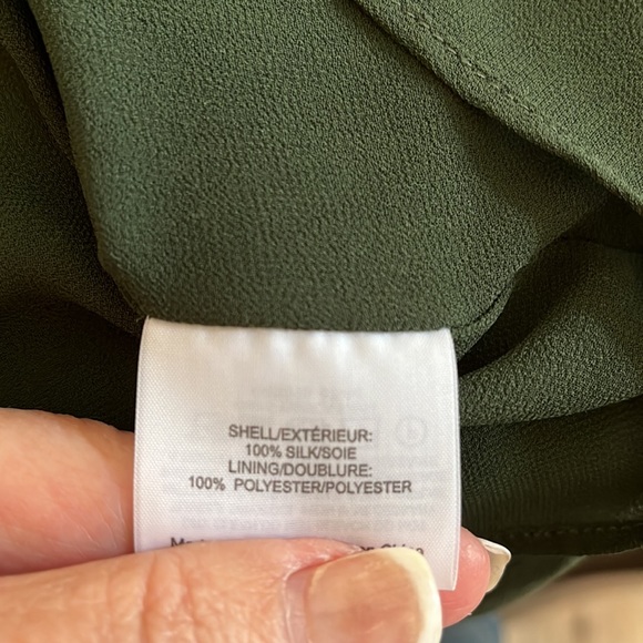 Tory Burch Silk Green Blouse with Gold & Black Accents - Picture 8 of 8